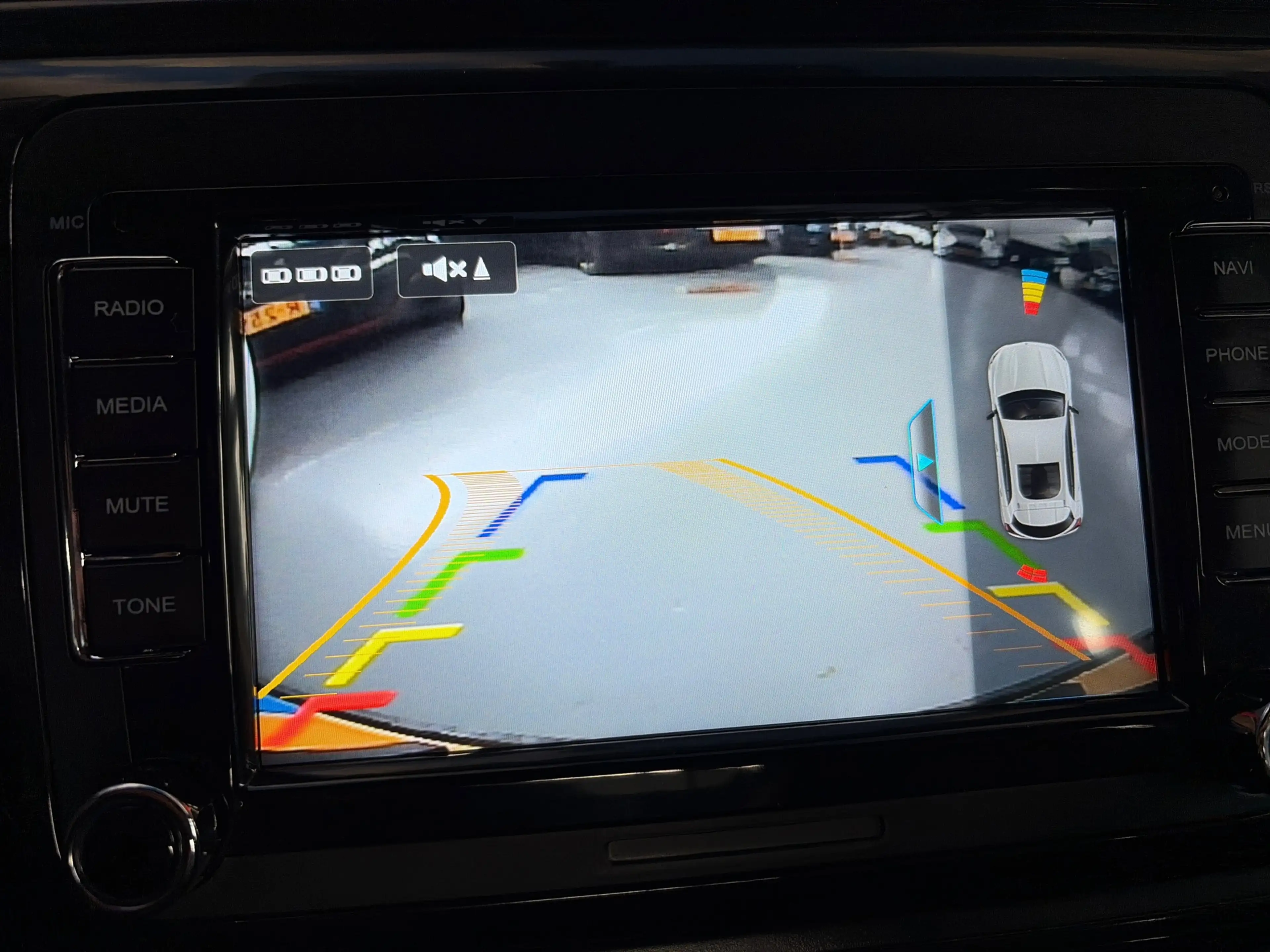 Volkswagen Beetle Cabriolet 1.2 TSI Design, Apple carplay/camera/sto — photo 11