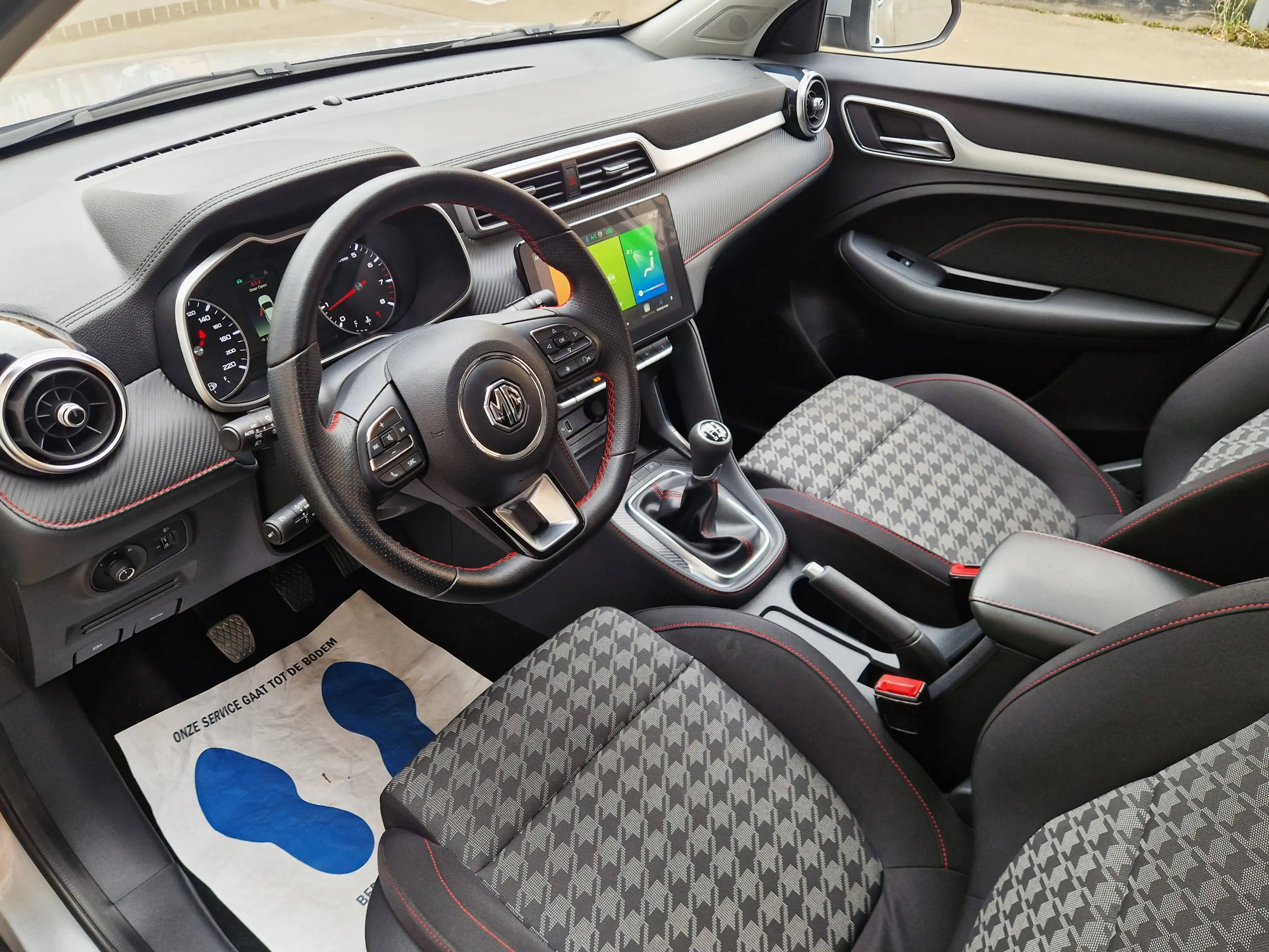 MG ZS ZS 1.5 VTi-Tech — photo 12