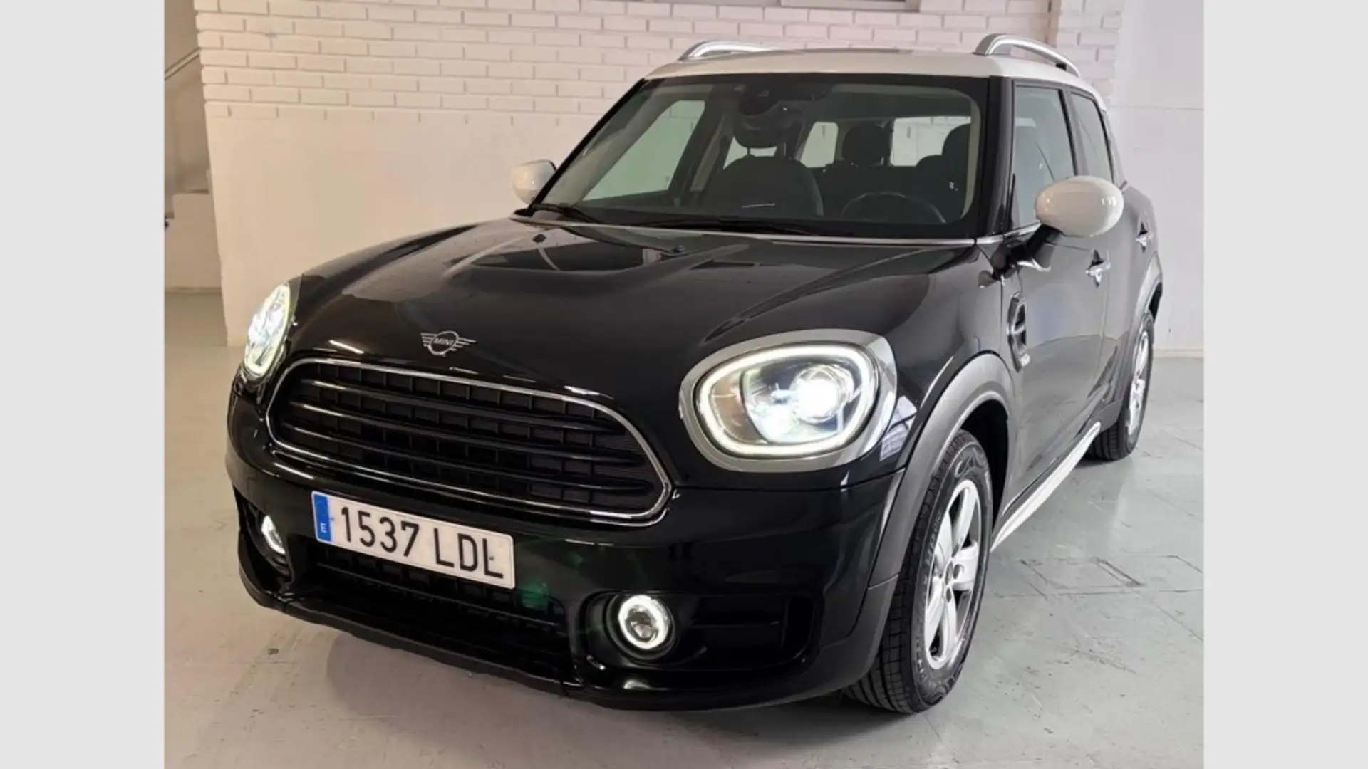 MINI Cooper Countryman D Negro - 1