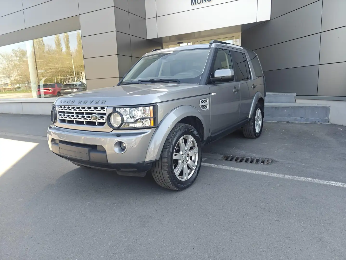 Land Rover Discovery Discovery 4 HSE TDV6 Серый - 1