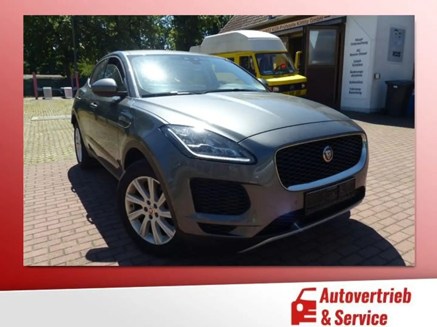 Jaguar E-Pace D150 S AWD Autom. Leder LED Grau - 1
