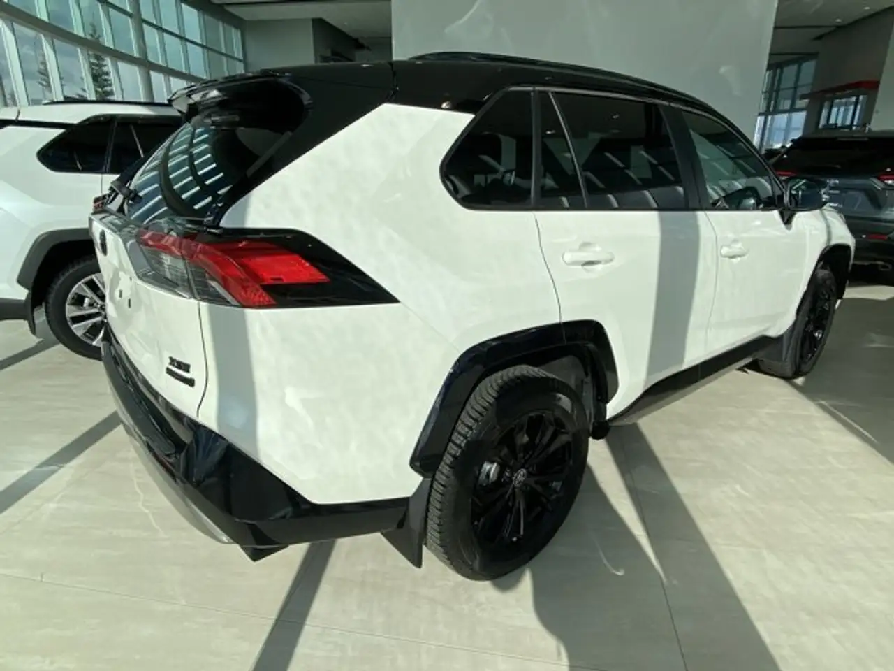 Toyota RAV 4 снимка Toyota RAV 4