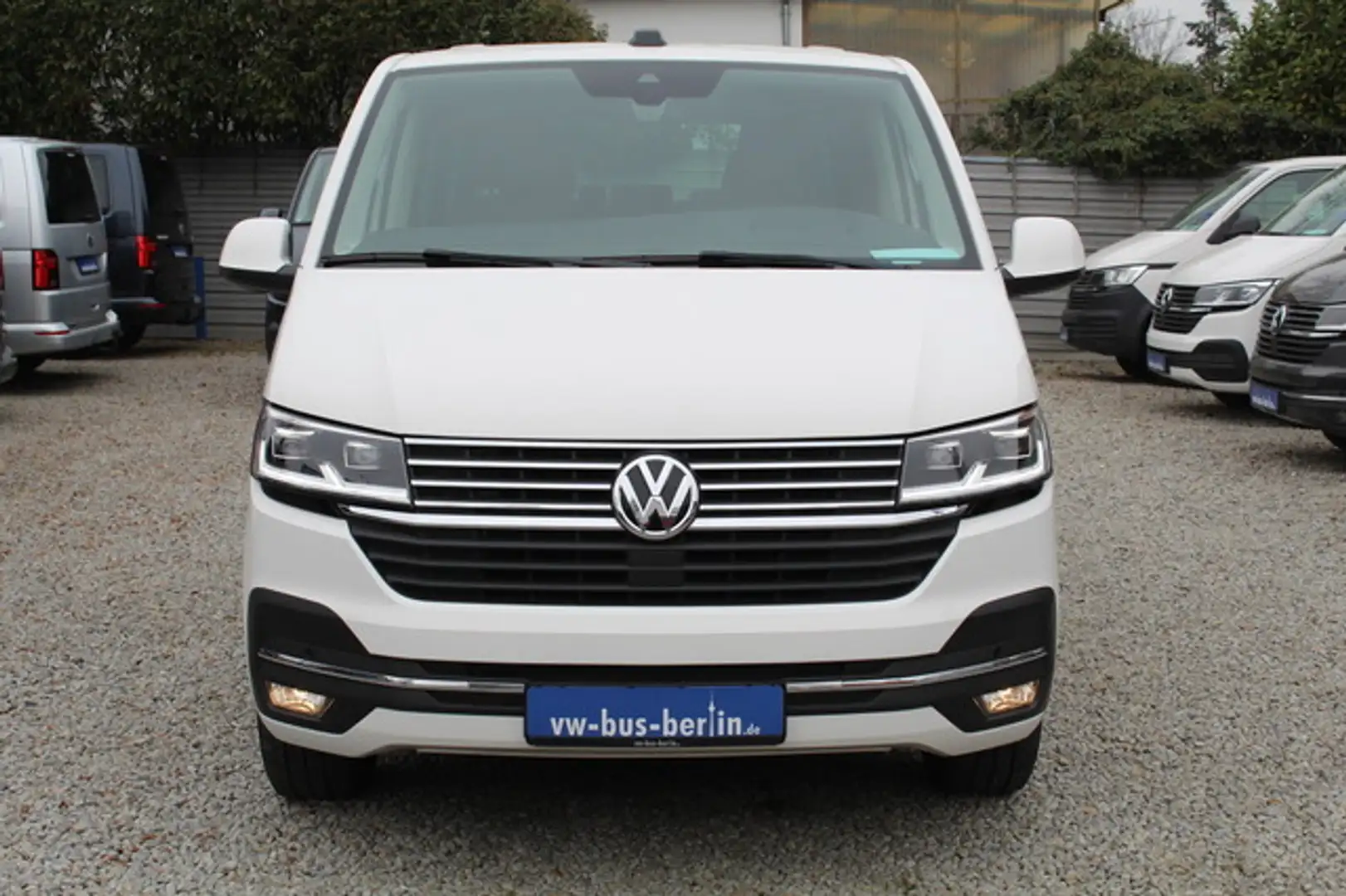Volkswagen T6.1 Multivan Generation SIX DSG AHK ACC Standhz Blanc - 2