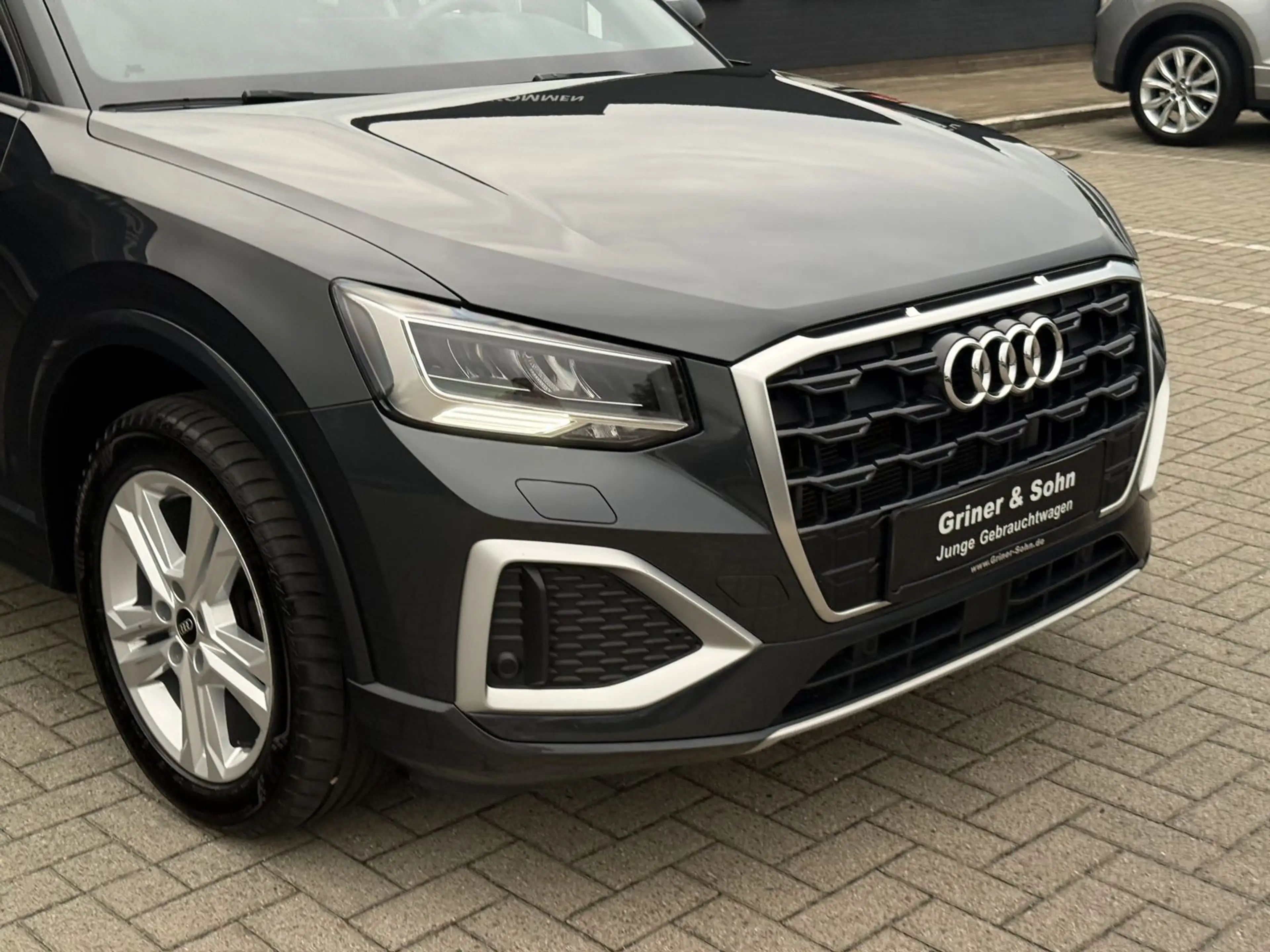 Audi Q2 35 TFSI Advanced,Virtual,R-Kamera,2-Zonen — photo 4