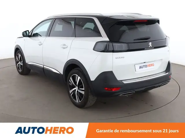 Peugeot 5008 view 4