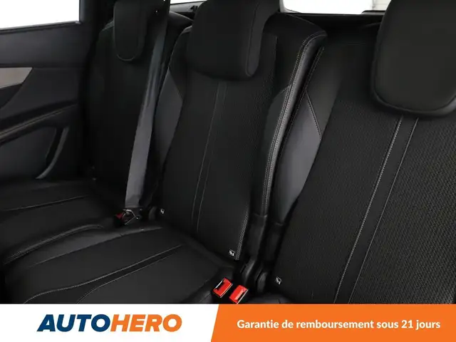 Peugeot 5008 view 14