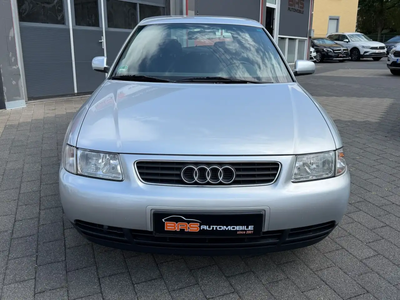 Audi A3 1.8 Ambition*AUTOMATIK*TÜV 09/27*GUTER ZUSTAN, foto 2