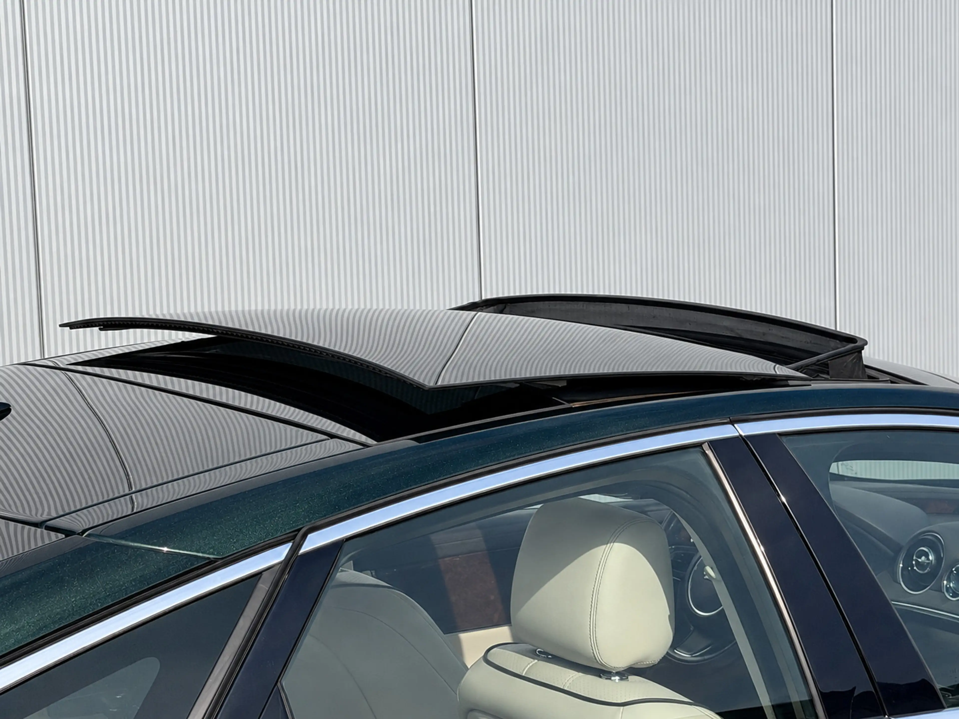 Jaguar XJ 3.0 V6 SC AWD Portfolio | Pano | Meridian audio — photo 11