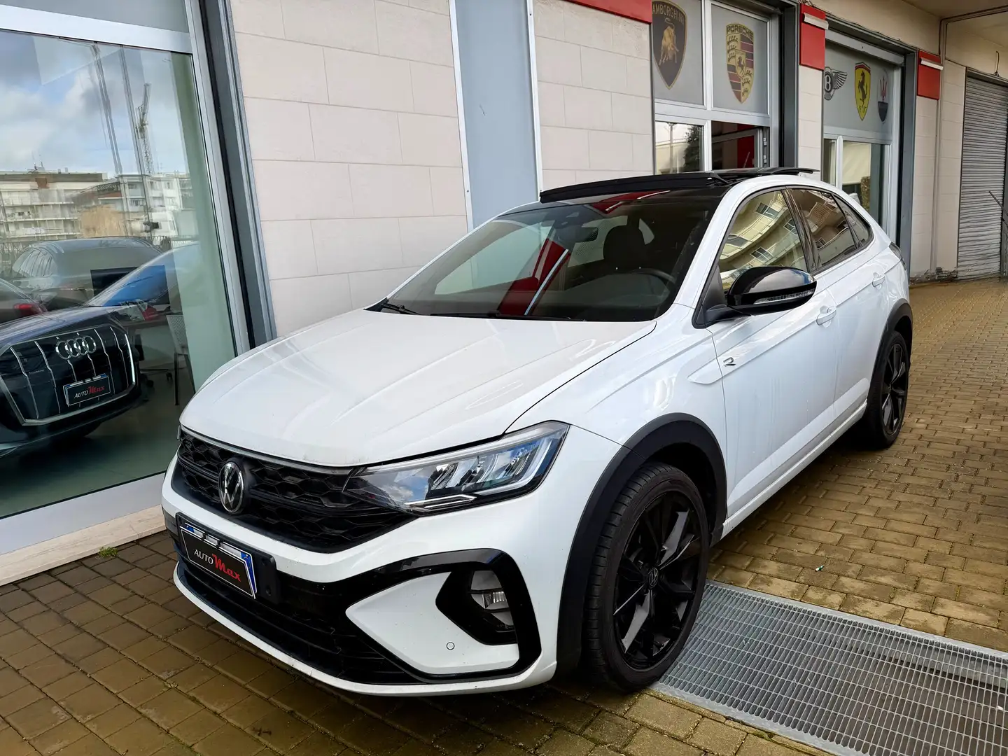 Volkswagen Taigo Taigo 1.0 tsi R-Line 115cv dsg TETTO APRIBILE Blanc - 1