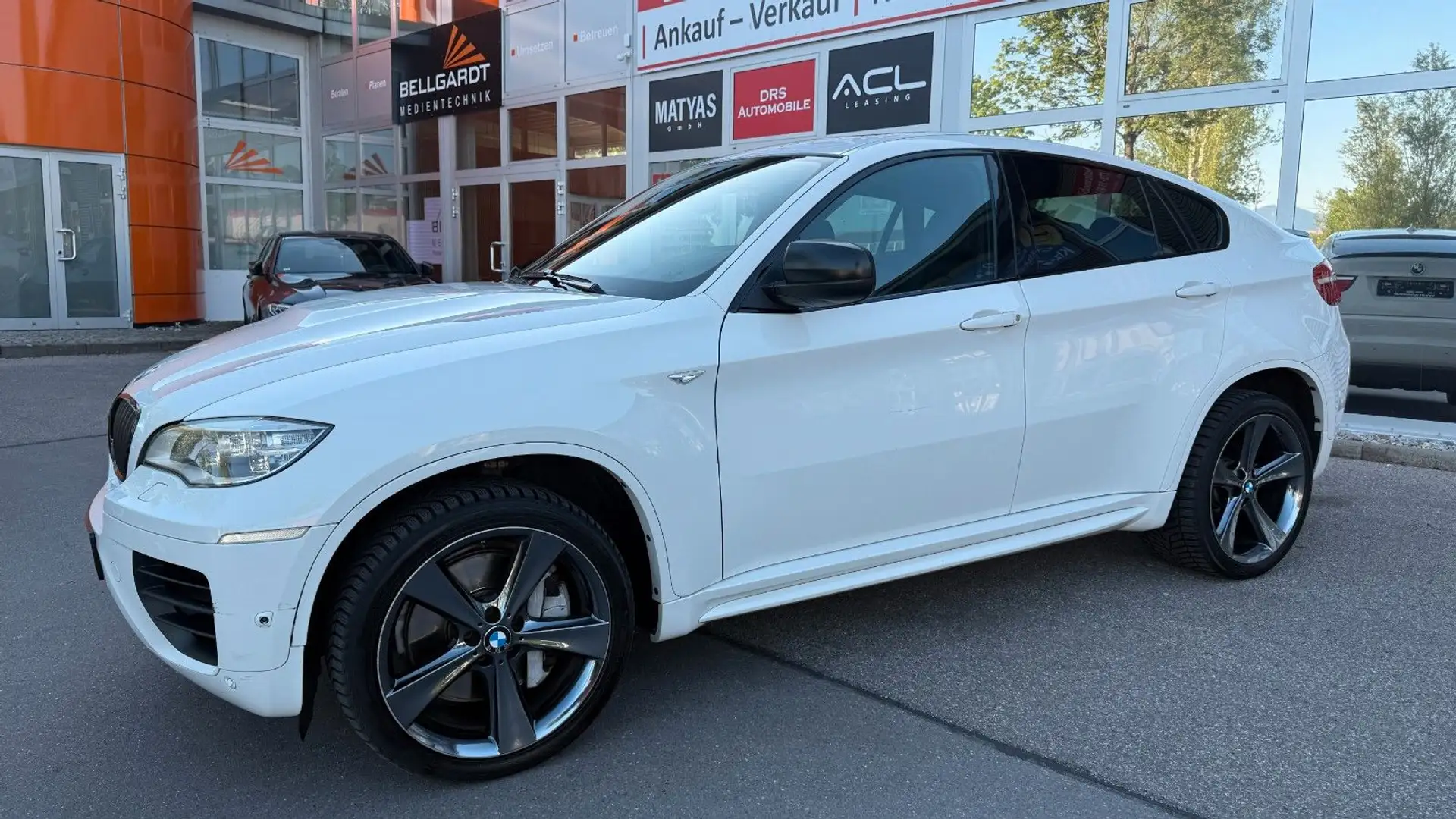 BMW X6 M d/Head Up/Soft/Komfort/Kamera/Leder bijela - 2