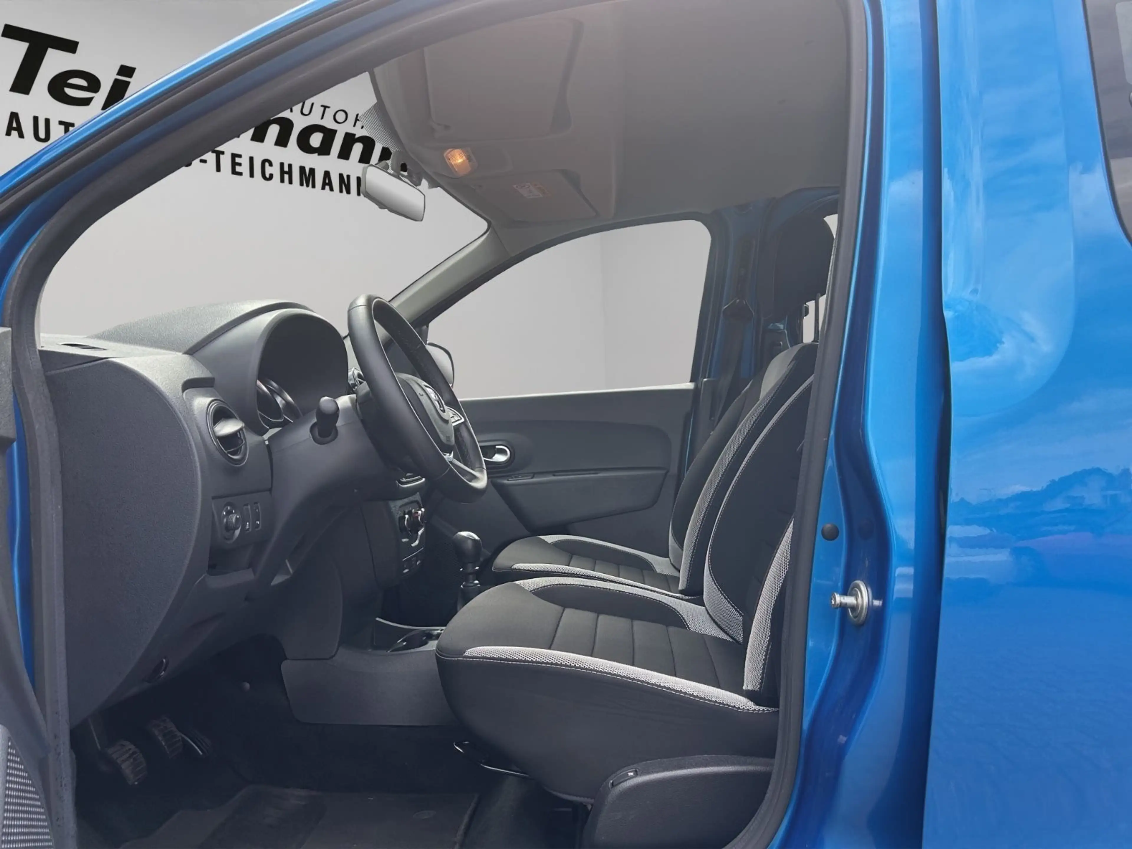 Dacia Dokker TCe 130 Stepway Plus — photo 11