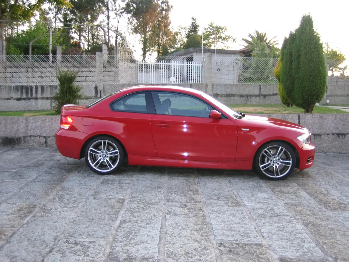 BMW 135 135i Coupé Rouge - 1