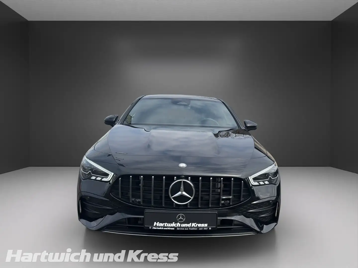 Mercedes-Benz CLA 35 AMG AMG CLA 35 SB 4Matic+ Pano+AHK+Totwinkel+Ambiente+ Černá - 2