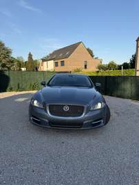 LWB 3.0D V6 Premium Luxury