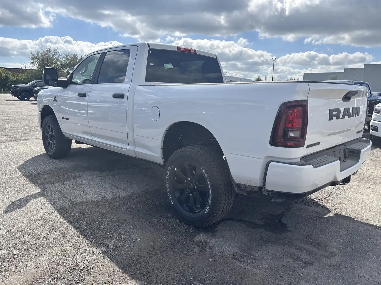 RAM 2500 снимка RAM 2500