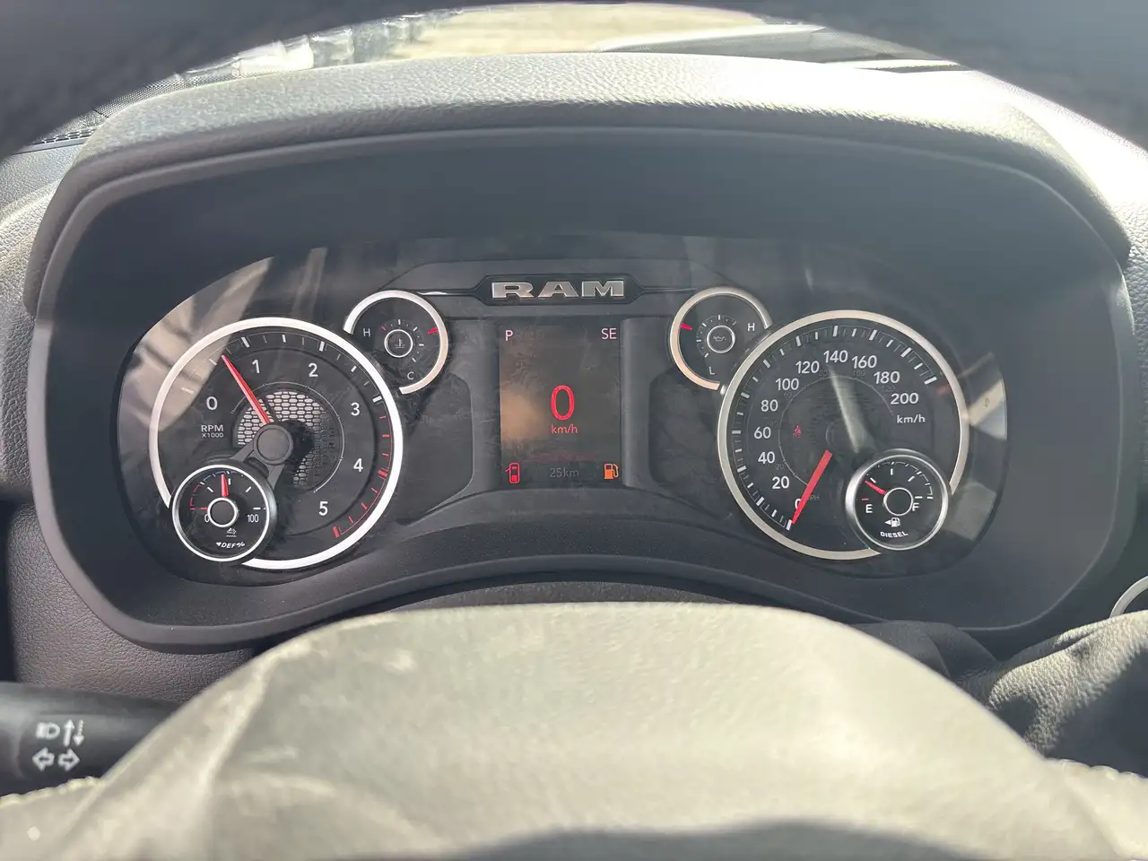 RAM 2500 снимка RAM 2500