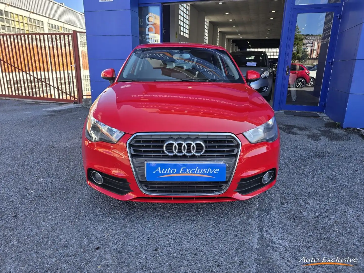 Audi A1 Sportback 1.6TDI Ambition 105 Rojo - 2