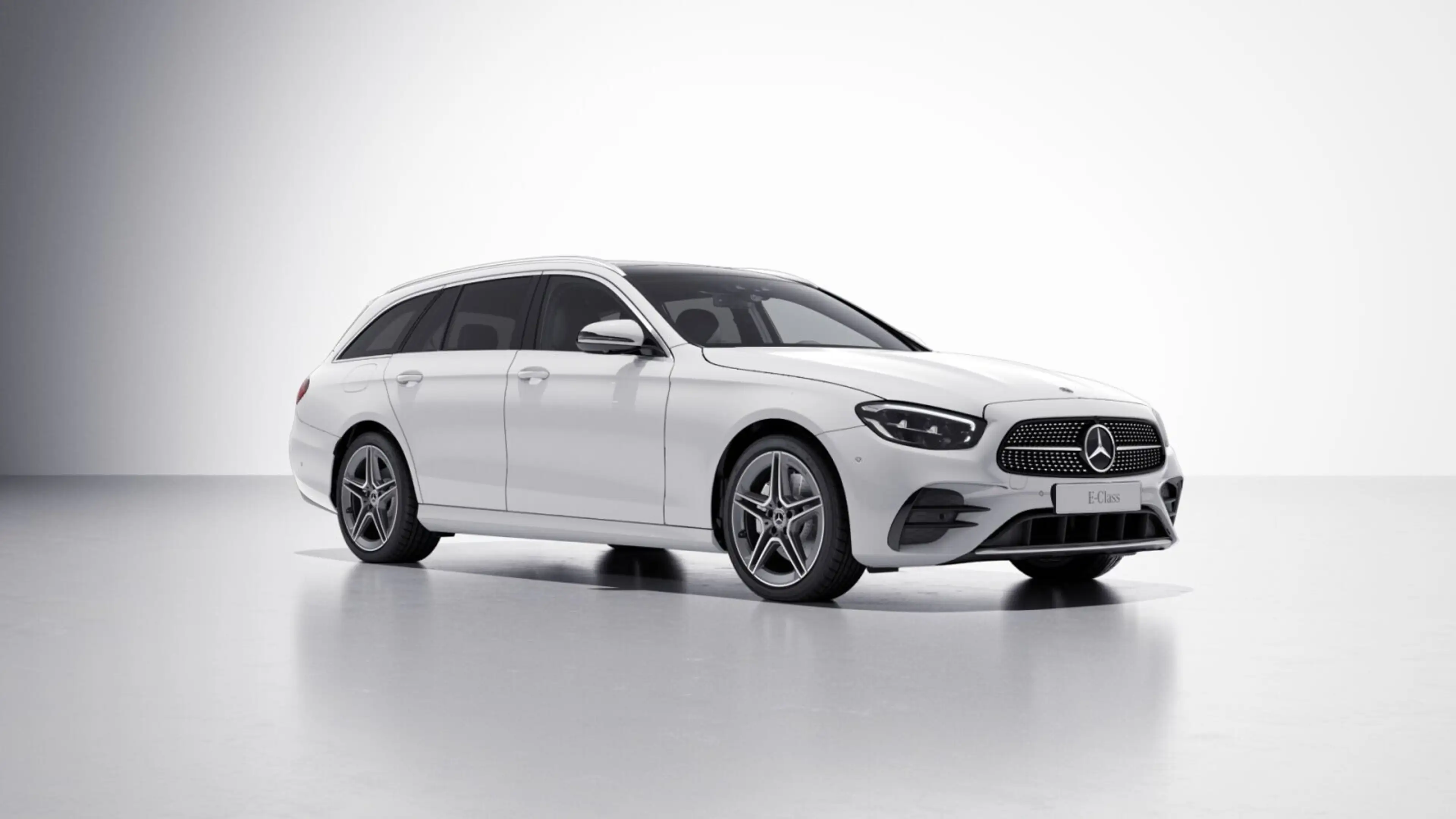 Mercedes-Benz E 300 E 300 d 4M T AMG*HUD*AHK*360*PANO*STHZ*BURM*DIST — photo 2