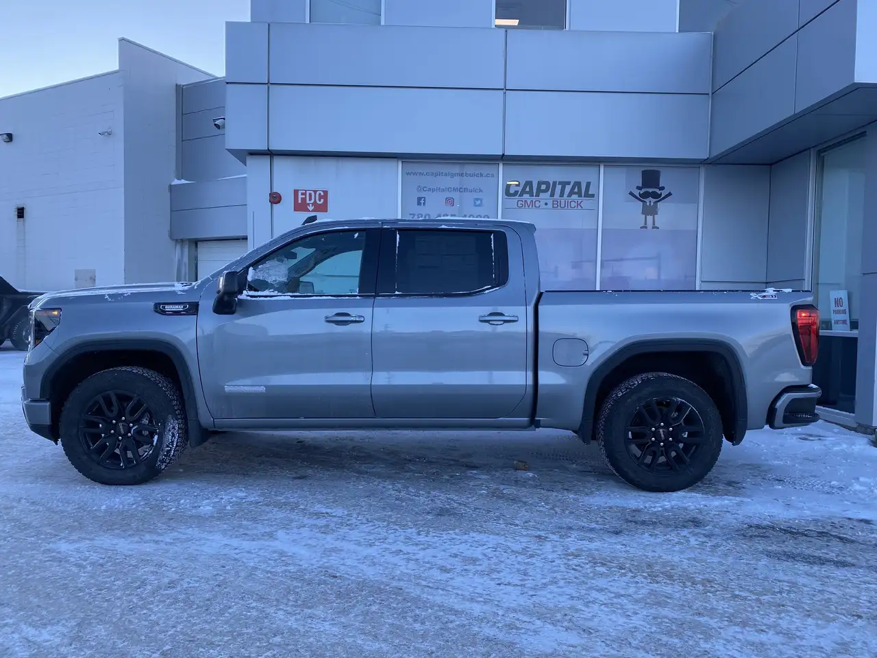 GMC Sierra 1500 снимка GMC Sierra 1500