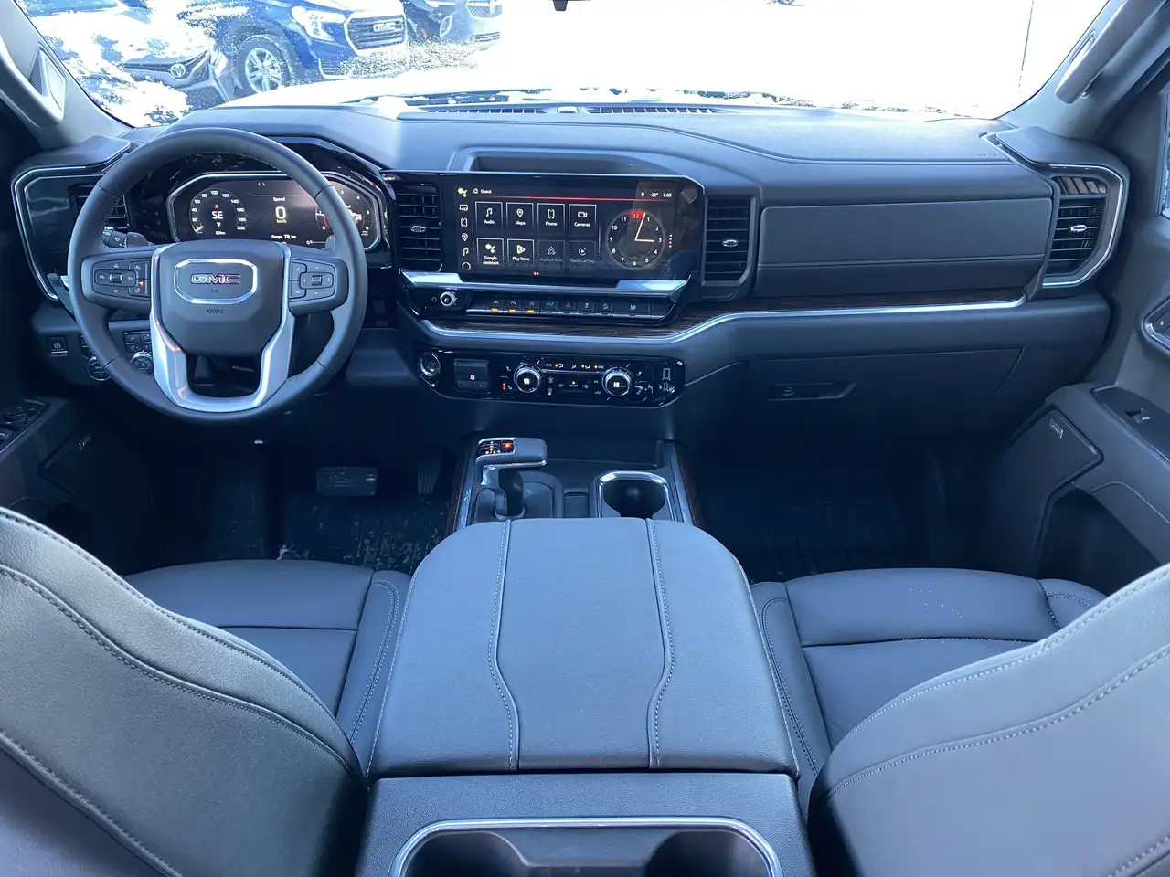 GMC Sierra 1500 снимка GMC Sierra 1500