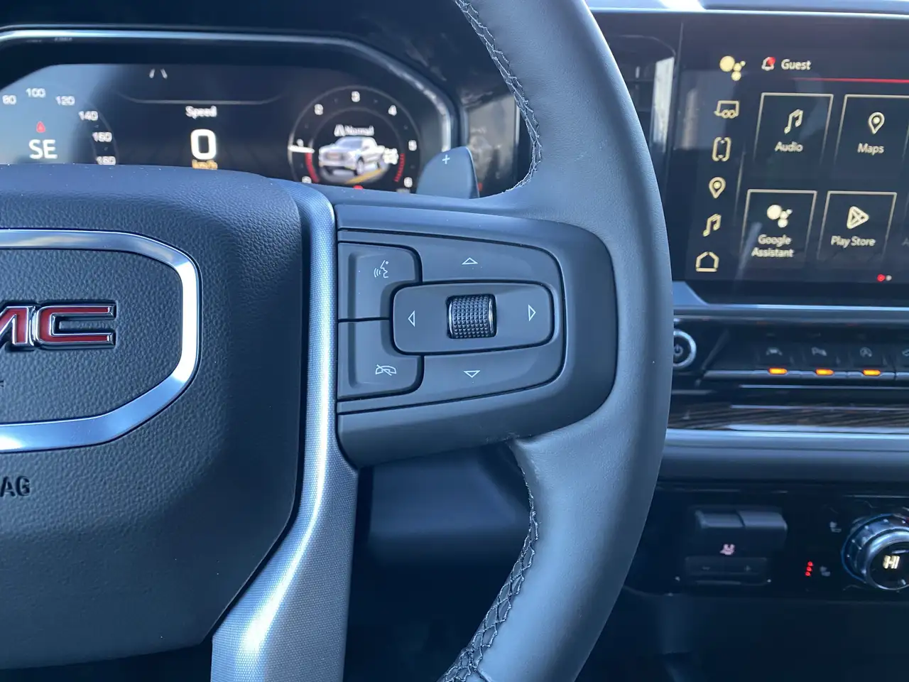GMC Sierra 1500 снимка GMC Sierra 1500
