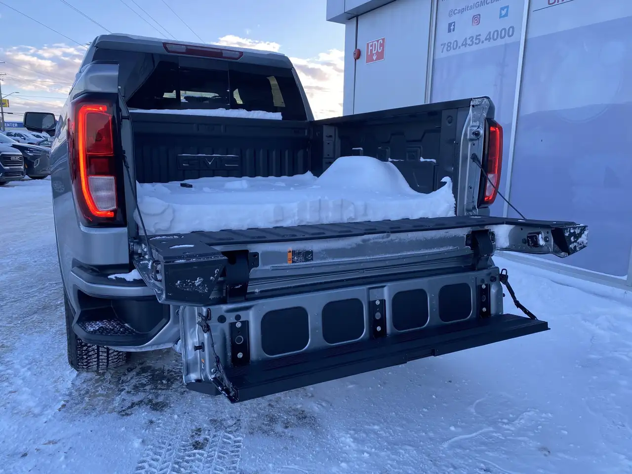 GMC Sierra 1500 снимка GMC Sierra 1500