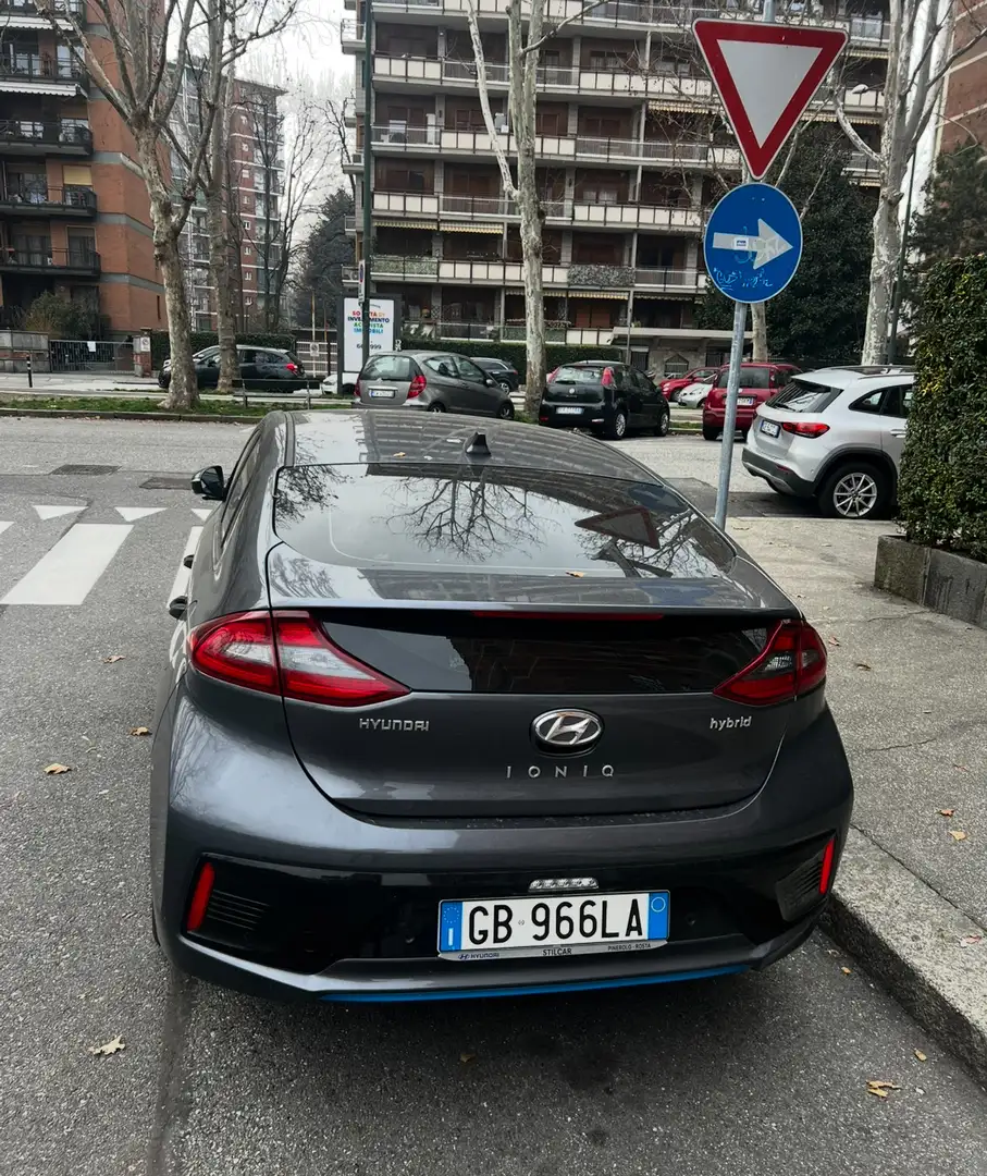 Hyundai IONIQ 1.6 hybrid Prime 6dct - 2