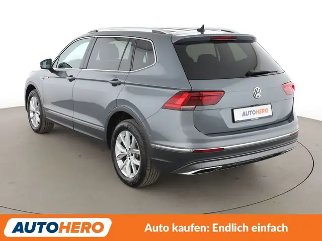 Volkswagen Tiguan Allspace view 4