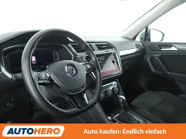 Volkswagen Tiguan Allspace view 11