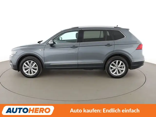Volkswagen Tiguan Allspace view 3