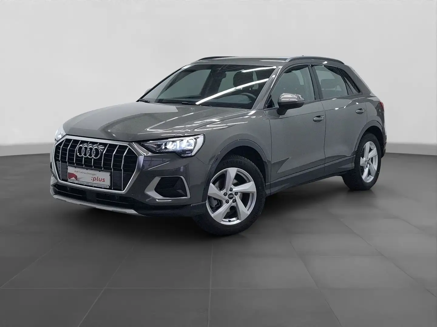 Audi Q3 35 TFSI ADVANCED LM18 NAVI+ LED SITZHZG Grau - 2