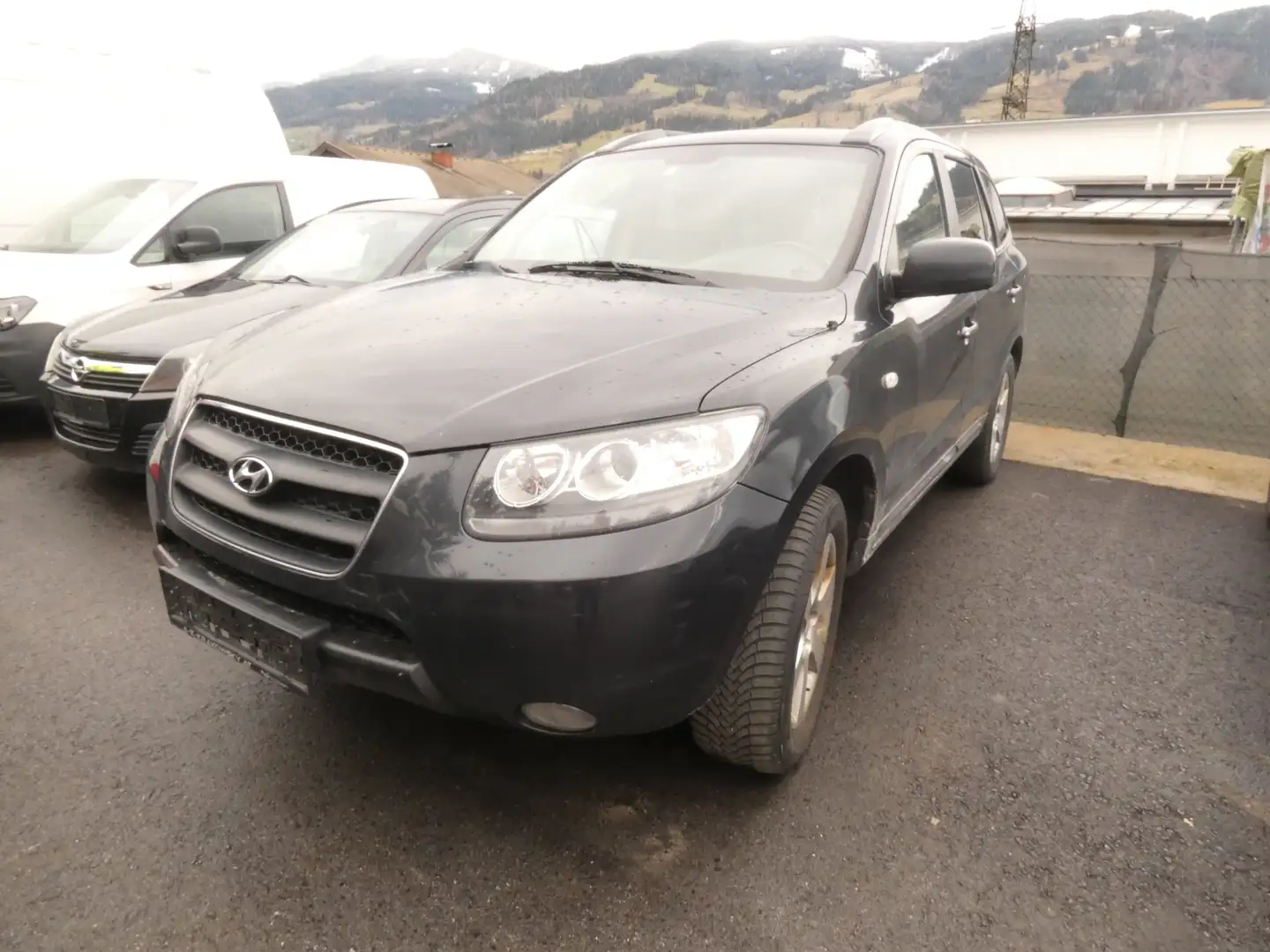 Hyundai SANTA FE 2,2 CRDi Comfort 4WD DPF Černá - 1