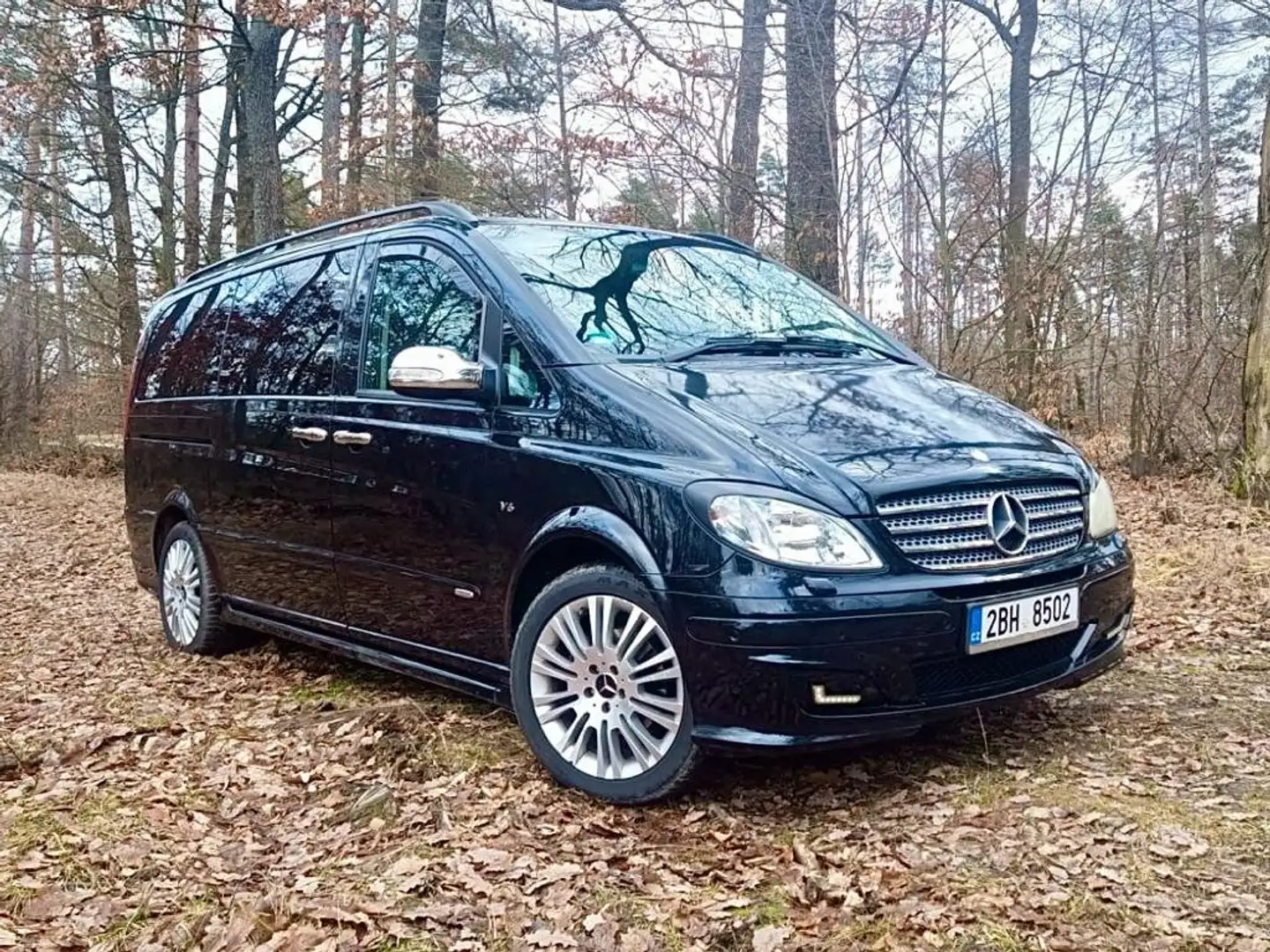 Mercedes-Benz Viano Viano 3.0 CDI lang Automatik X-CLUSIVE DPF Noir - 2