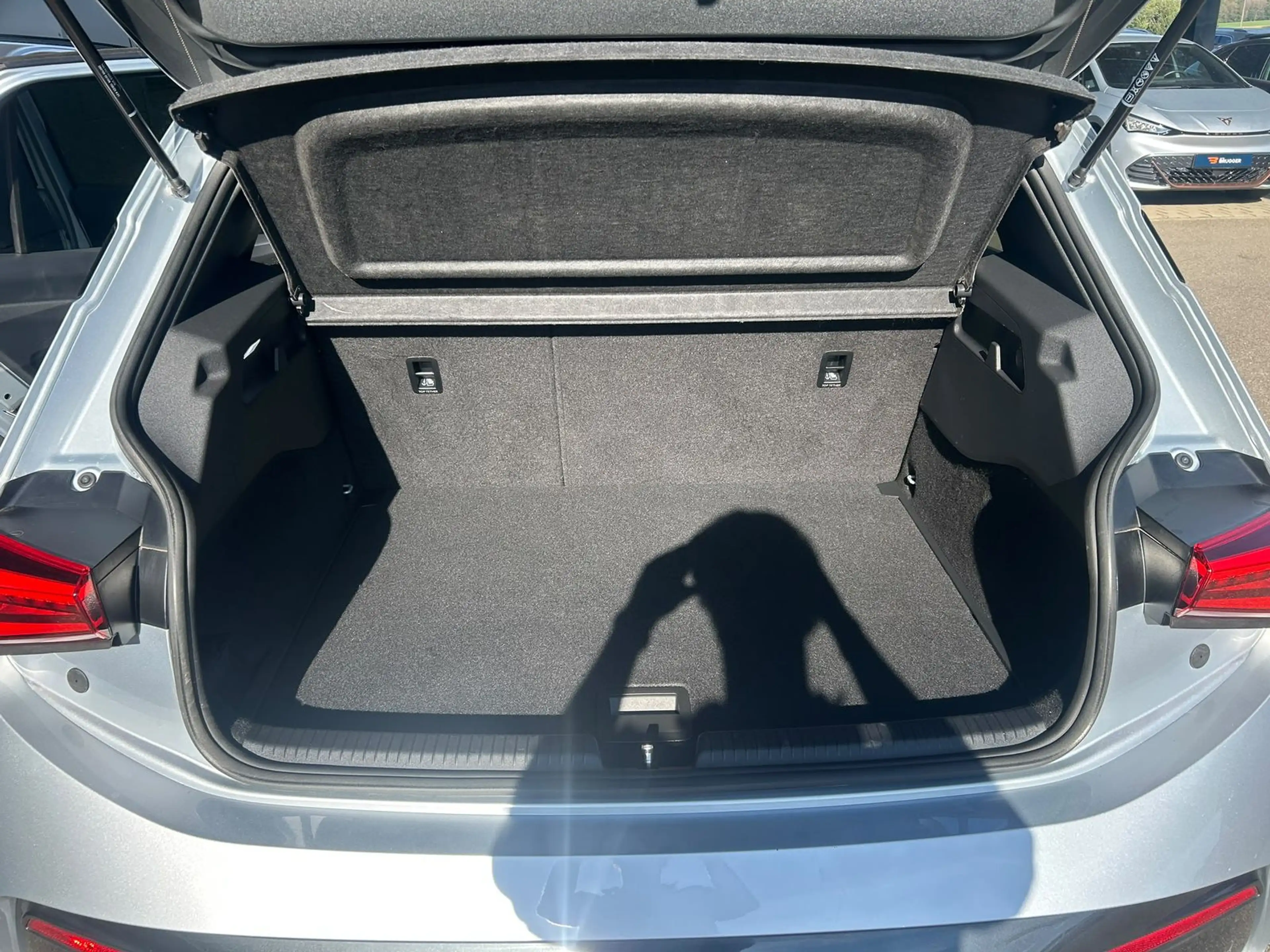 CUPRA Born 170 kW 58 kWh LED NAVI RFK ACC SH CarPlay — photo 15