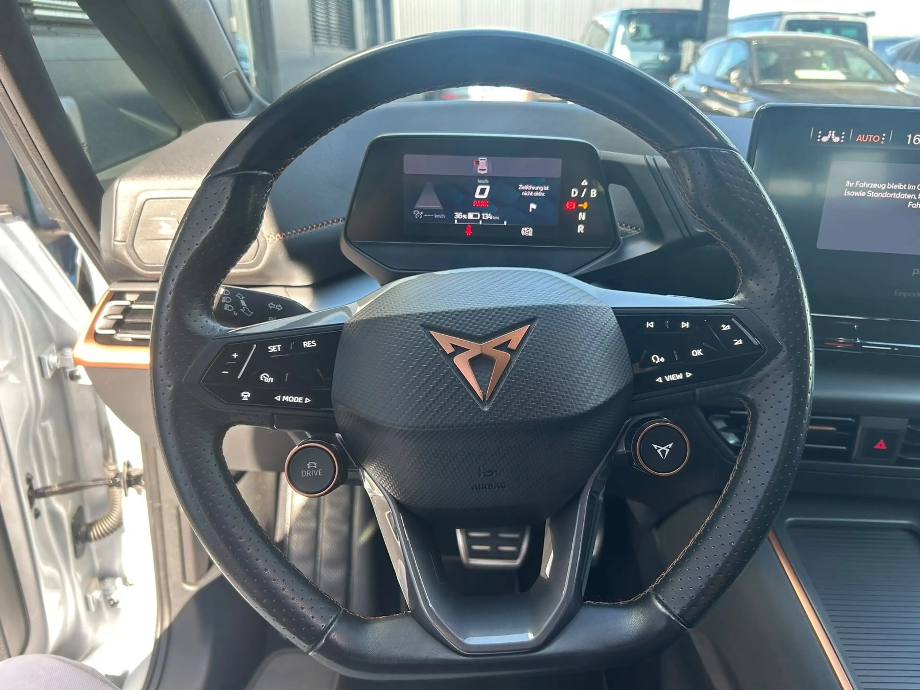 CUPRA Born 170 kW 58 kWh LED NAVI RFK ACC SH CarPlay — photo 11