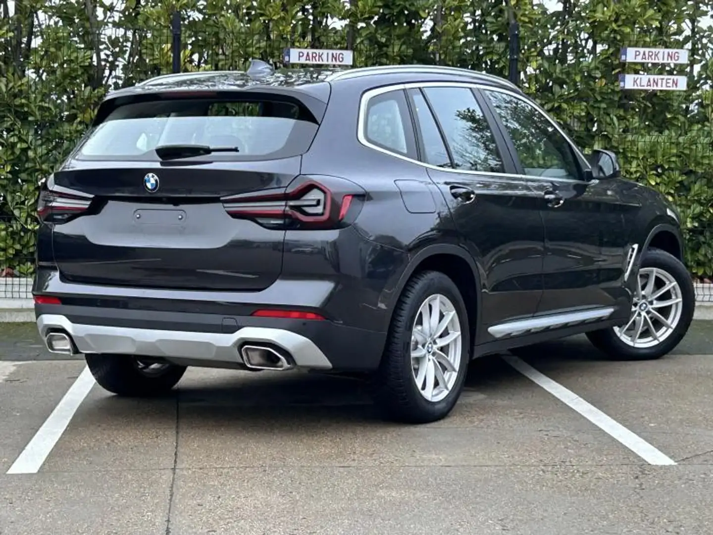 BMW X3 sD18d Grijs - 2