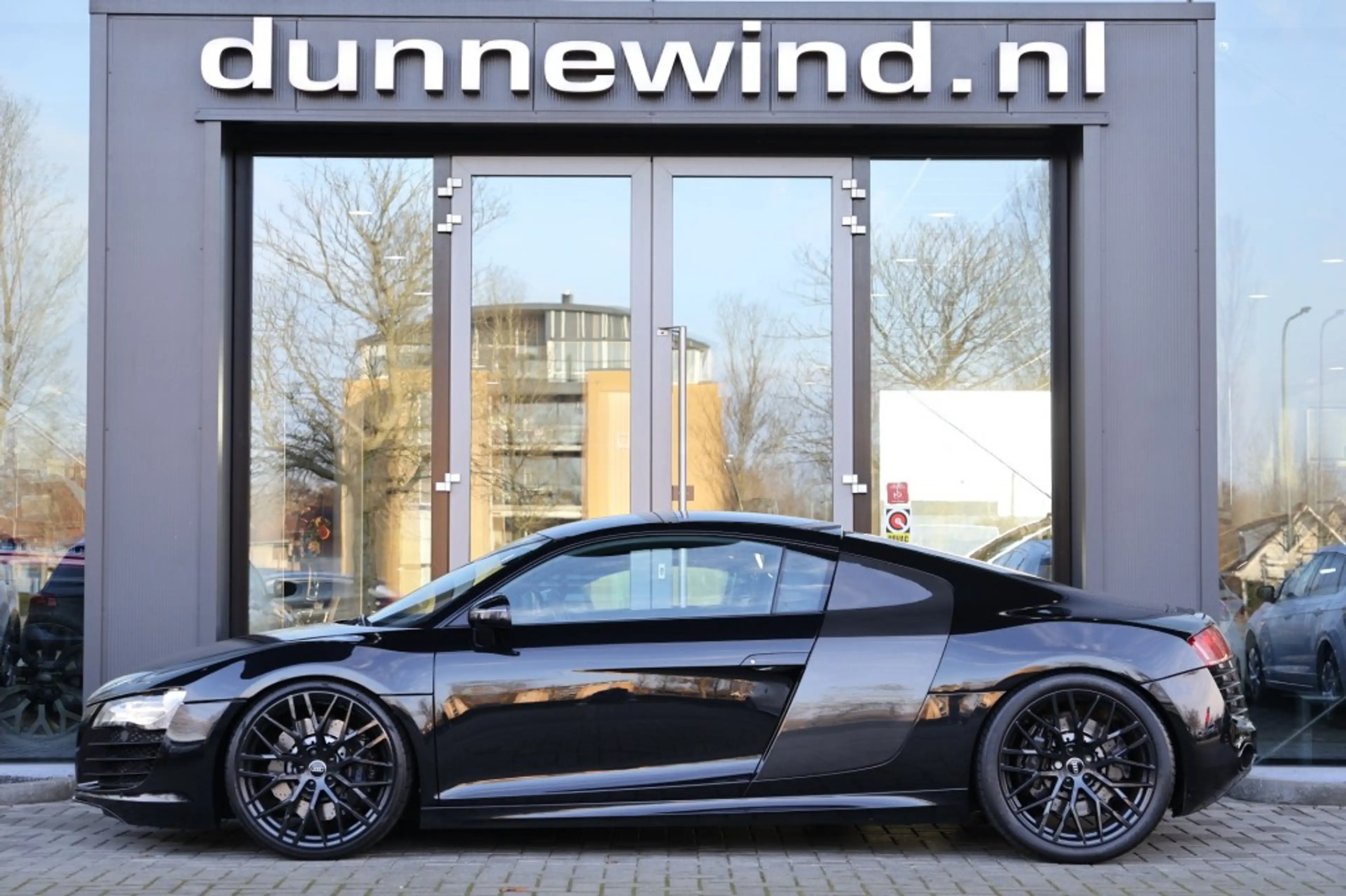 Audi R8 4.2 V8 FSI *CARBON* — photo 4