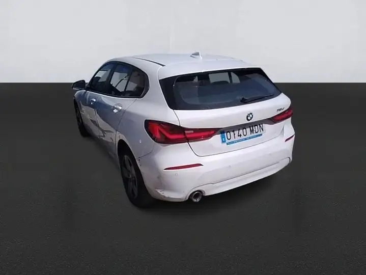 BMW Serie 1 116d (F40) 2023, foto 6