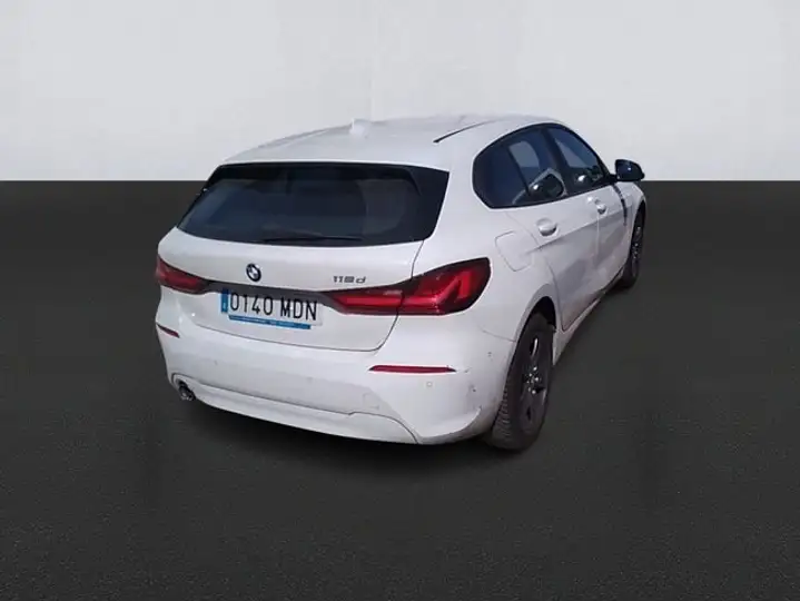 BMW Serie 1 116d (F40) 2023, foto 4