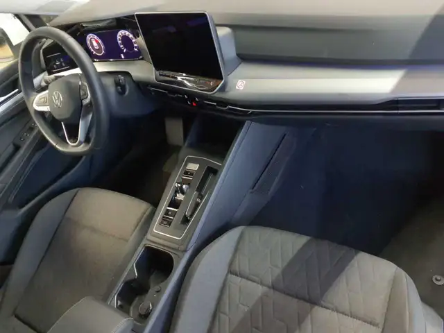 Volkswagen Golf view 9