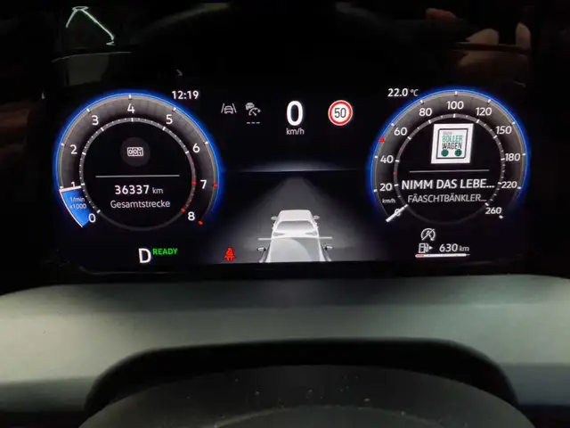 Volkswagen Golf view 11