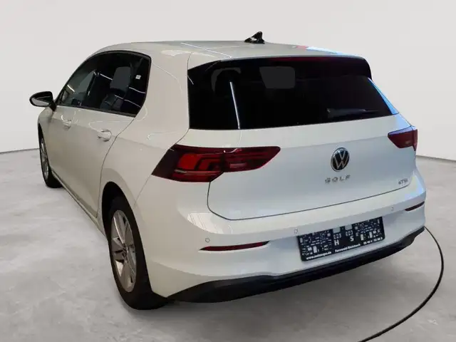 Volkswagen Golf view 5