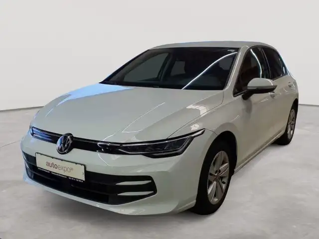 Volkswagen Golf view 2