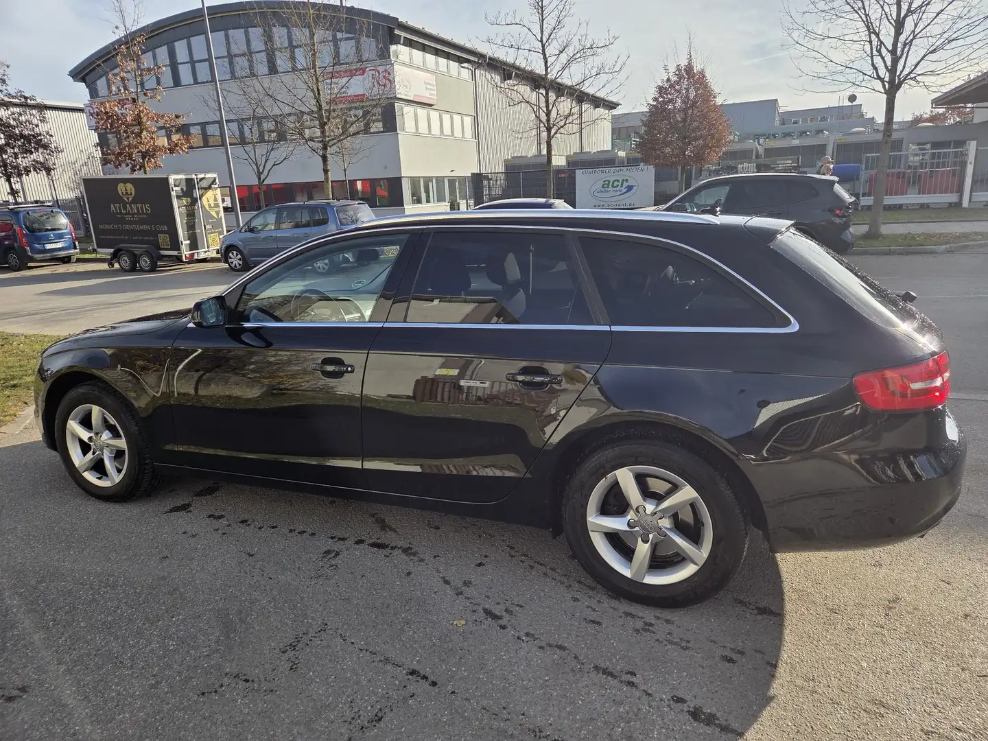Audi A4 Avant 2.0 TDI DPF Ambiente - 2