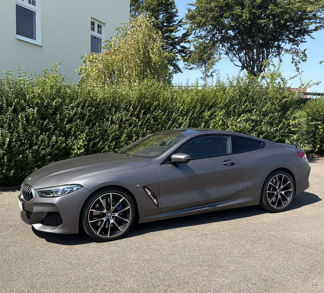 BMW 840