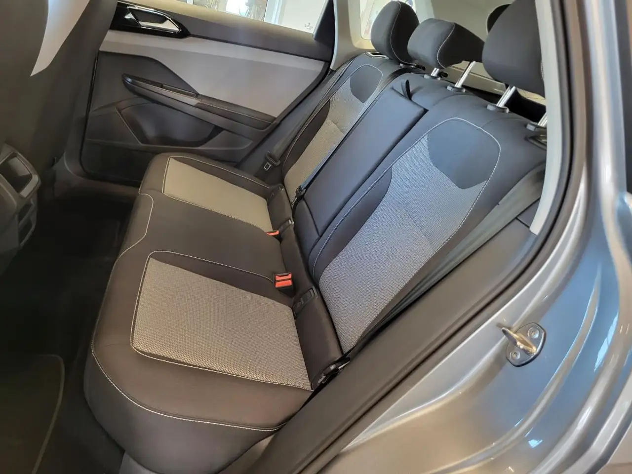 Volkswagen Taos снимка Volkswagen Taos