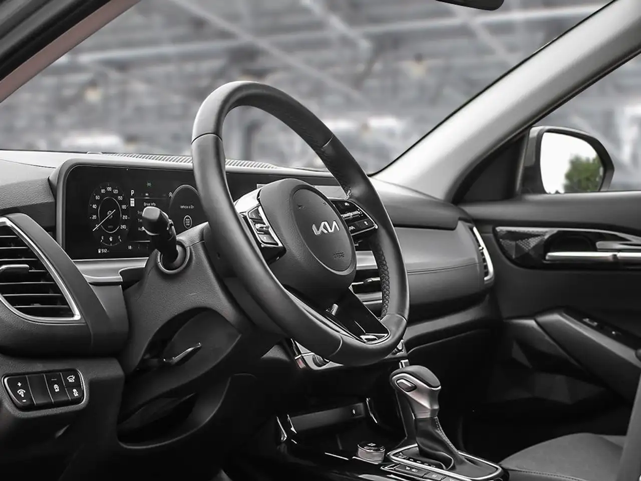 Kia Seltos снимка Kia Seltos