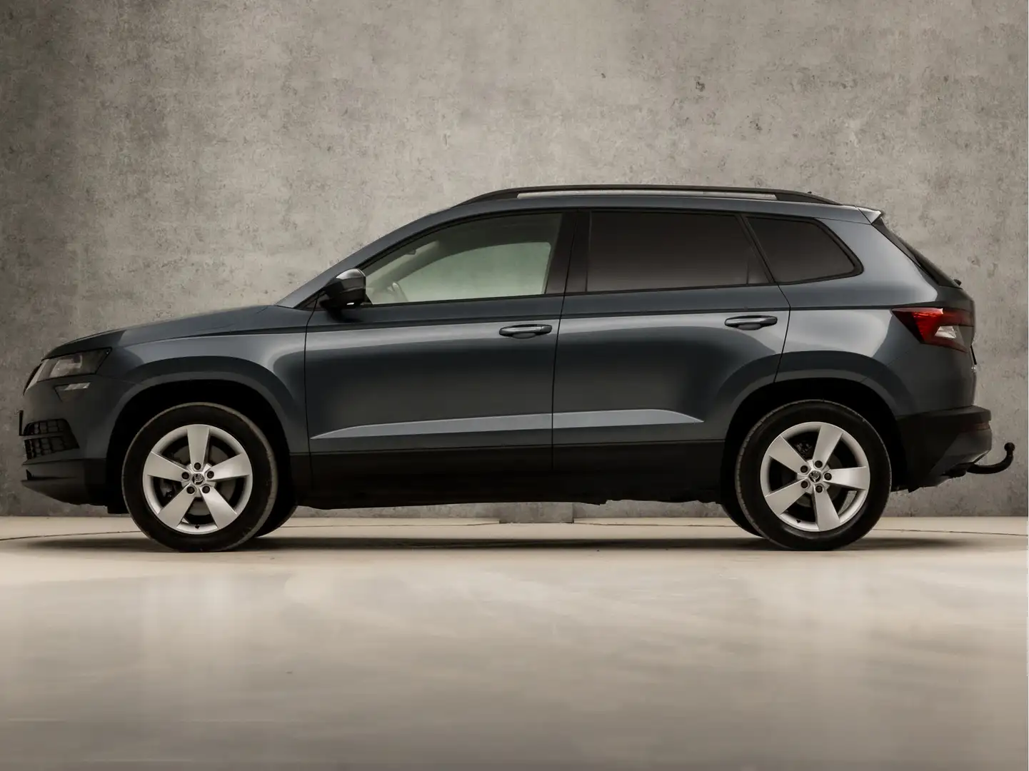 Skoda Karoq 1.5 TSI ACT Sport 150Pk Automaat (APPLE CARPLAY, G Grijs - 2