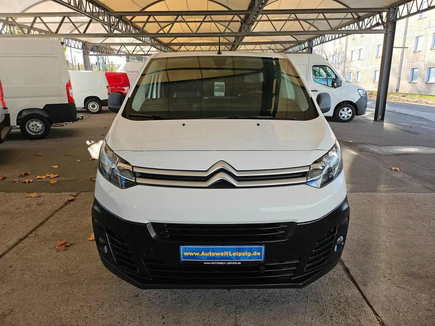 Citroen Jumpy 2.0 HDI 120 L2 Kastenwagen M Klima Weiß - 2