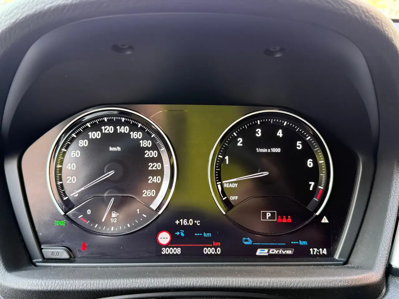 BMW X2 xdrive25e Advantage Auto 30000KM UNIPROP. 10